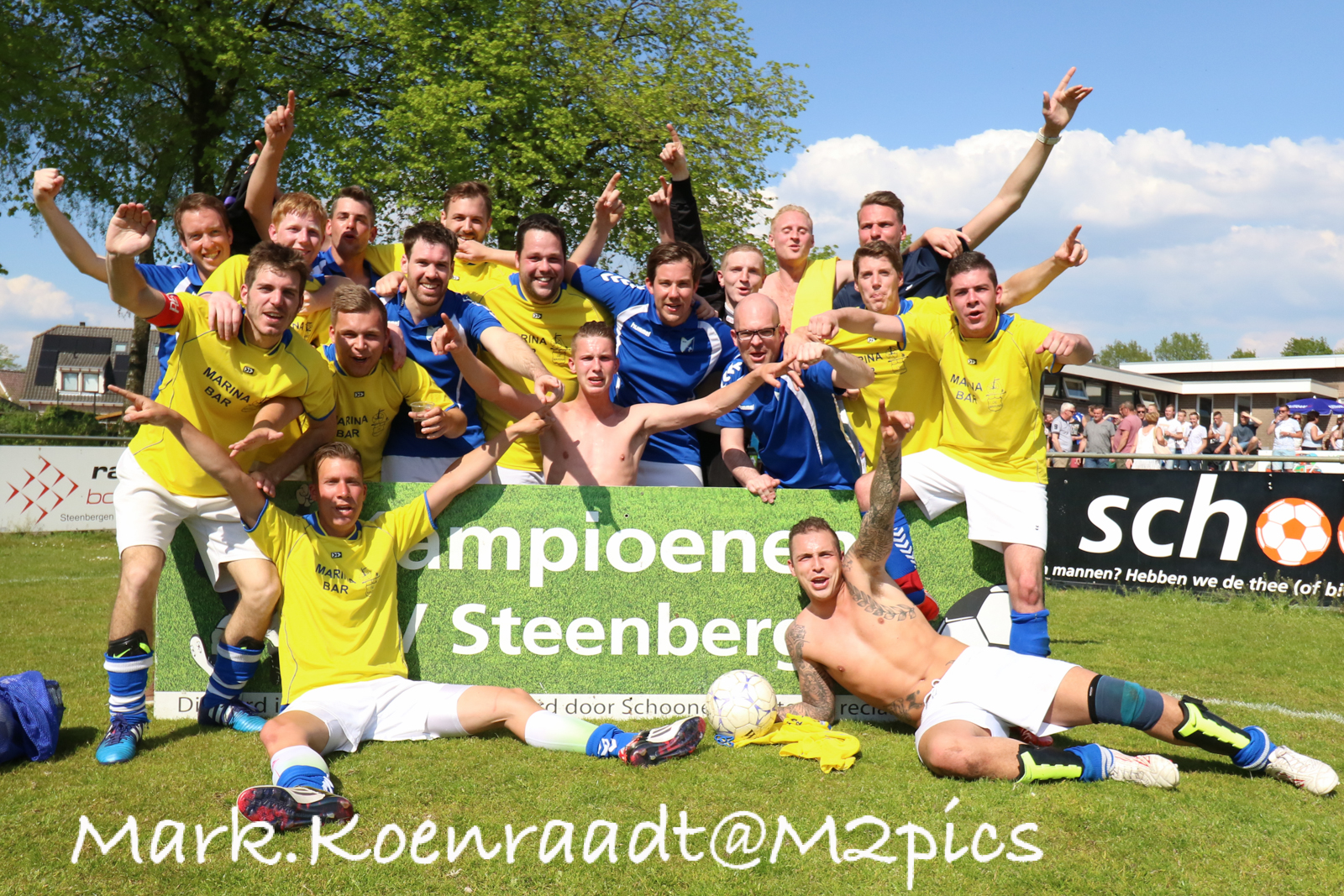 Seizoen 2015/2016: V.V. "Steenbergen" zaterdag2 (kampioen reserve 5e klasse)
